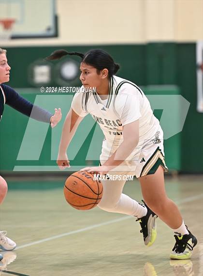 Thumbnail 2 in Long Beach Poly vs. St. Margaret's (VP/Brea Winter Classic) photogallery.