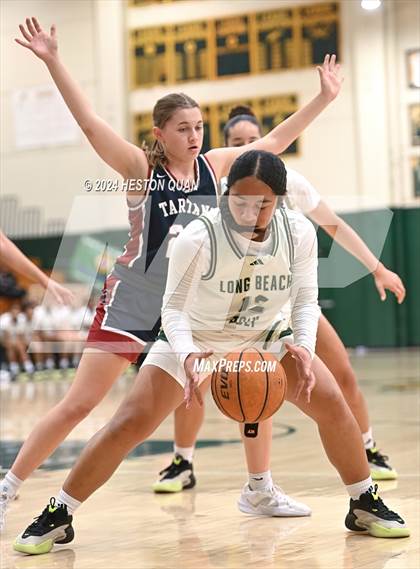 Thumbnail 3 in Long Beach Poly vs. St. Margaret's (VP/Brea Winter Classic) photogallery.