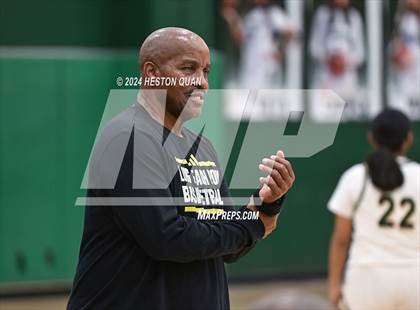 Thumbnail 2 in Long Beach Poly vs. St. Margaret's (VP/Brea Winter Classic) photogallery.