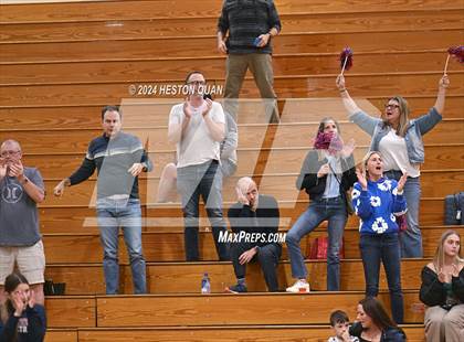Thumbnail 2 in Long Beach Poly vs. St. Margaret's (VP/Brea Winter Classic) photogallery.