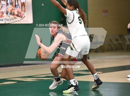 Thumbnail 1 in Long Beach Poly vs. St. Margaret's (VP/Brea Winter Classic) photogallery.