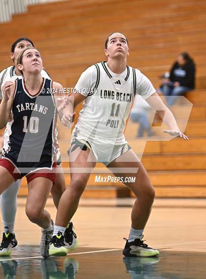 Thumbnail 3 in Long Beach Poly vs. St. Margaret's (VP/Brea Winter Classic) photogallery.