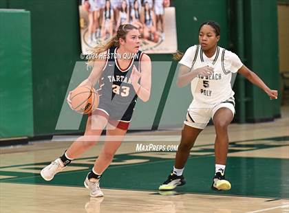 Thumbnail 1 in Long Beach Poly vs. St. Margaret's (VP/Brea Winter Classic) photogallery.