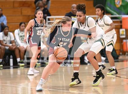 Thumbnail 2 in Long Beach Poly vs. St. Margaret's (VP/Brea Winter Classic) photogallery.