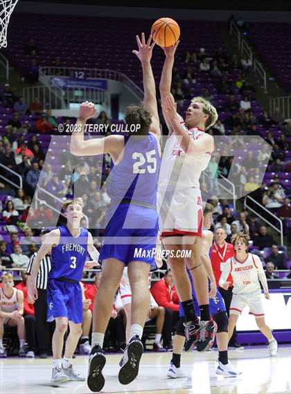 Thumbnail 3 in Fremont vs. American Fork (UHSAA 6A Quarterfinal) photogallery.