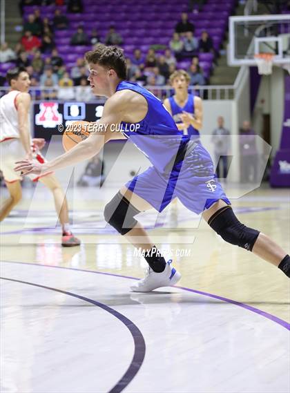 Thumbnail 2 in Fremont vs. American Fork (UHSAA 6A Quarterfinal) photogallery.