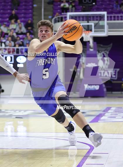 Thumbnail 2 in Fremont vs. American Fork (UHSAA 6A Quarterfinal) photogallery.