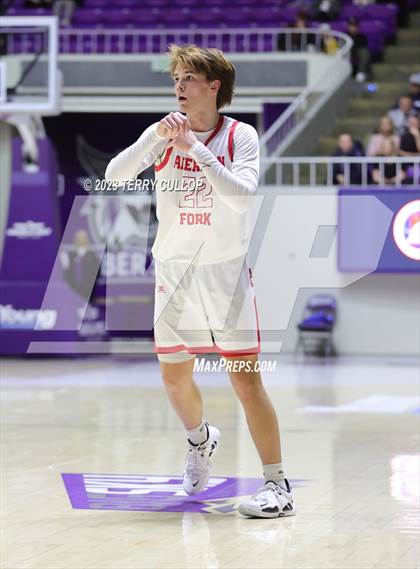 Thumbnail 2 in Fremont vs. American Fork (UHSAA 6A Quarterfinal) photogallery.