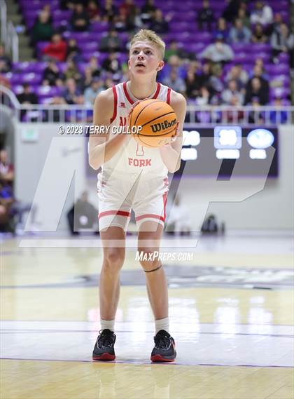 Thumbnail 3 in Fremont vs. American Fork (UHSAA 6A Quarterfinal) photogallery.