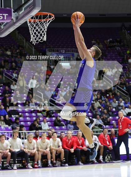 Thumbnail 3 in Fremont vs. American Fork (UHSAA 6A Quarterfinal) photogallery.
