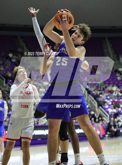 Thumbnail 2 in Fremont vs. American Fork (UHSAA 6A Quarterfinal) photogallery.