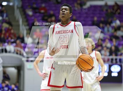 Thumbnail 3 in Fremont vs. American Fork (UHSAA 6A Quarterfinal) photogallery.