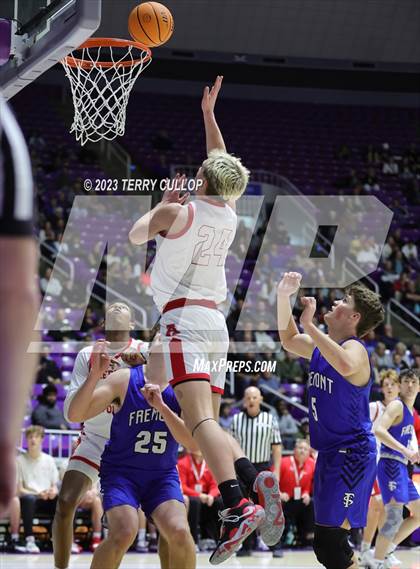 Thumbnail 3 in Fremont vs. American Fork (UHSAA 6A Quarterfinal) photogallery.