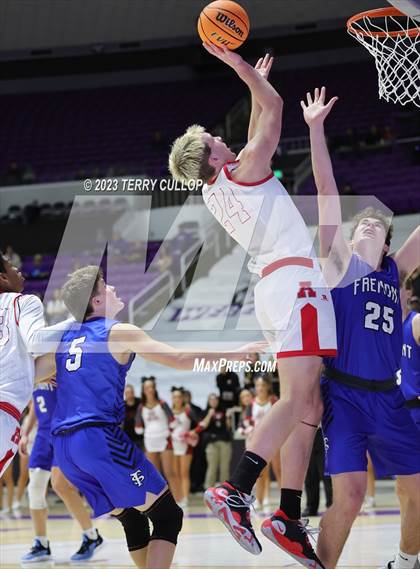 Thumbnail 2 in Fremont vs. American Fork (UHSAA 6A Quarterfinal) photogallery.