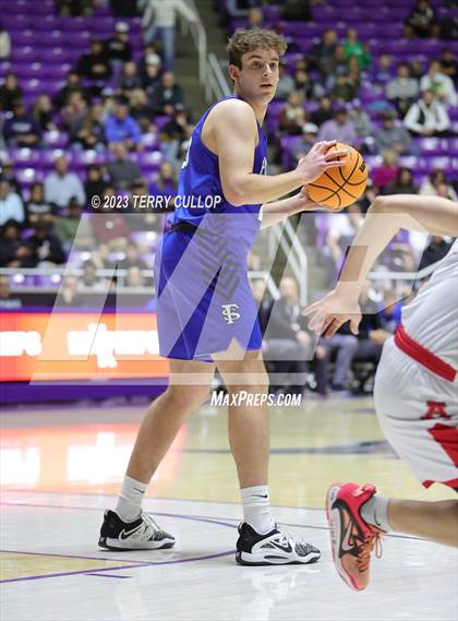 Thumbnail 2 in Fremont vs. American Fork (UHSAA 6A Quarterfinal) photogallery.
