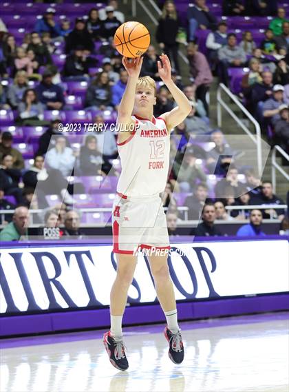 Thumbnail 3 in Fremont vs. American Fork (UHSAA 6A Quarterfinal) photogallery.