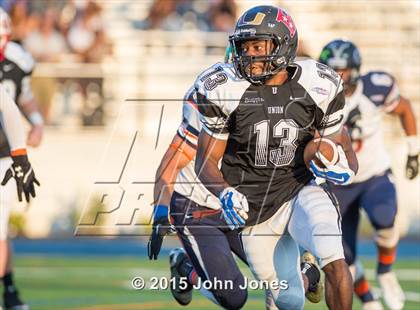 Thumbnail 3 in  Union County vs. Middlesex County (Snapple Bowl) photogallery.