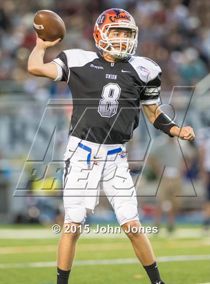 Thumbnail 3 in  Union County vs. Middlesex County (Snapple Bowl) photogallery.