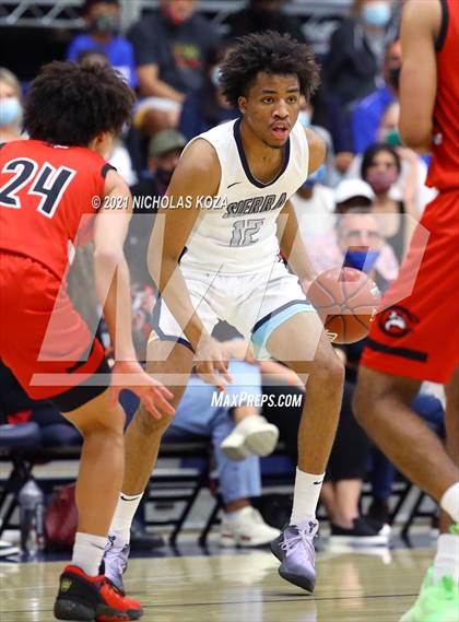 Thumbnail 1 in Centennial vs. Sierra Canyon (CIF-SS Open Final) photogallery.