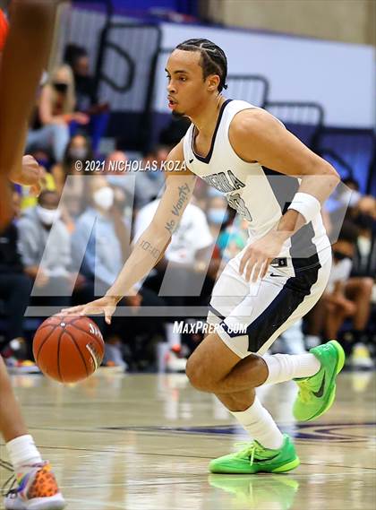 Thumbnail 3 in Centennial vs. Sierra Canyon (CIF-SS Open Final) photogallery.