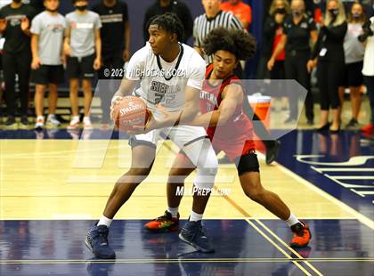 Thumbnail 1 in Centennial vs. Sierra Canyon (CIF-SS Open Final) photogallery.