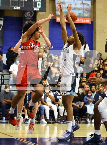 Thumbnail 2 in Centennial vs. Sierra Canyon (CIF-SS Open Final) photogallery.