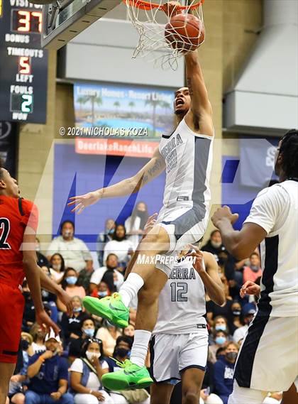 Thumbnail 2 in Centennial vs. Sierra Canyon (CIF-SS Open Final) photogallery.