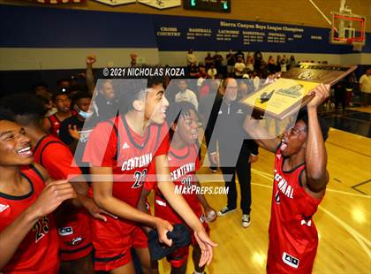 Thumbnail 2 in Centennial vs. Sierra Canyon (CIF-SS Open Final) photogallery.