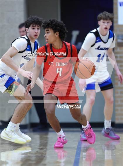 Thumbnail 2 in Friendswood vs. St. Thomas Catholic photogallery.