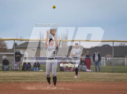 Thumbnail 3 in Pleasant Grove @ Riverton photogallery.