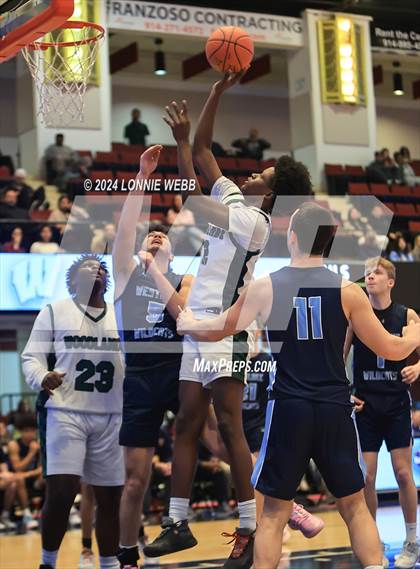 Thumbnail 2 in Westlake vs. Woodlands (NYSPHSAA Section 1 Class B Semifinal) photogallery.