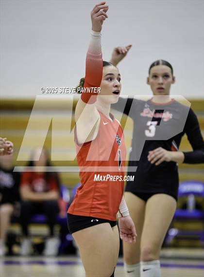 Thumbnail 2 in Liberty @ Xavier College Prep (AIA 6A Quarterfinal) photogallery.