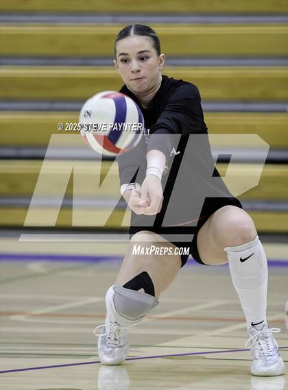 Thumbnail 3 in Liberty @ Xavier College Prep (AIA 6A Quarterfinal) photogallery.