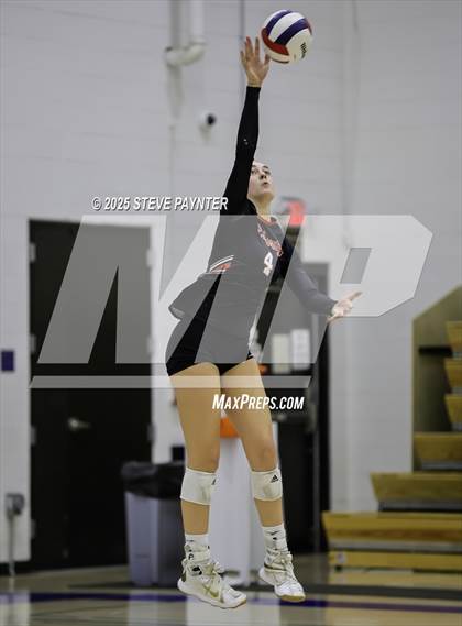 Thumbnail 2 in Liberty @ Xavier College Prep (AIA 6A Quarterfinal) photogallery.