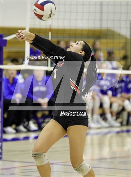Thumbnail 3 in Liberty @ Xavier College Prep (AIA 6A Quarterfinal) photogallery.