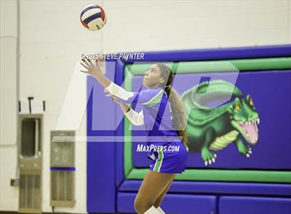 Thumbnail 2 in Liberty @ Xavier College Prep (AIA 6A Quarterfinal) photogallery.