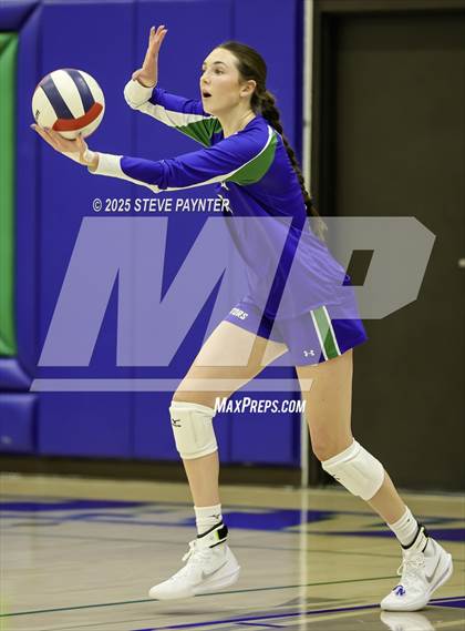 Thumbnail 3 in Liberty @ Xavier College Prep (AIA 6A Quarterfinal) photogallery.