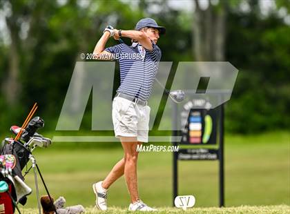 Thumbnail 3 in UIL 4A Region II Regional Golf Championship photogallery.