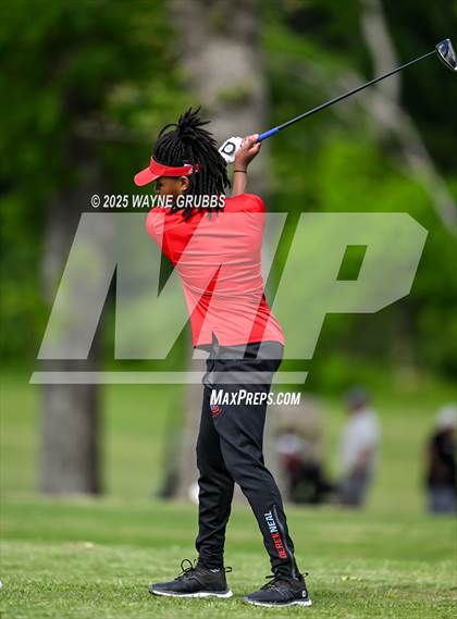 Thumbnail 1 in UIL 4A Region II Regional Golf Championship photogallery.
