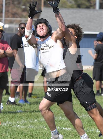 Thumbnail 2 in Capistrano Valley vs. Centennial (Marina Invitational) photogallery.