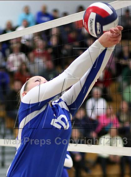 Thumbnail 3 in East Hampton vs. Lyman Memorial (CIAC Class S Semifinal) photogallery.