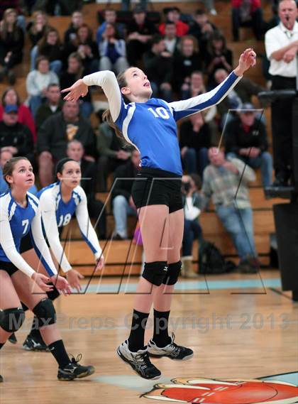 Thumbnail 2 in East Hampton vs. Lyman Memorial (CIAC Class S Semifinal) photogallery.