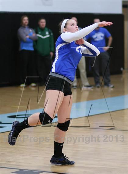 Thumbnail 2 in East Hampton vs. Lyman Memorial (CIAC Class S Semifinal) photogallery.