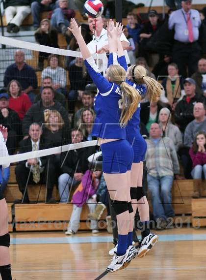 Thumbnail 3 in East Hampton vs. Lyman Memorial (CIAC Class S Semifinal) photogallery.