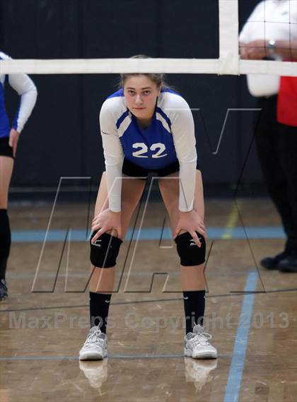 Thumbnail 2 in East Hampton vs. Lyman Memorial (CIAC Class S Semifinal) photogallery.
