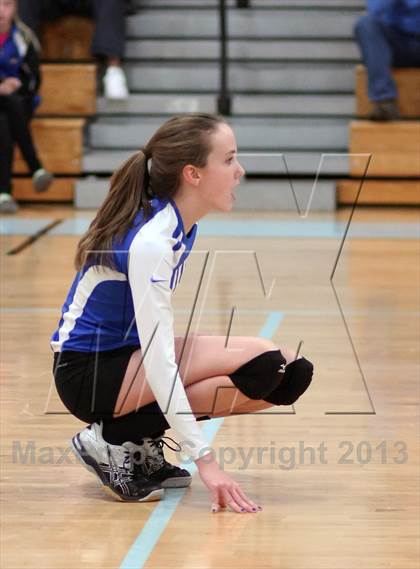 Thumbnail 3 in East Hampton vs. Lyman Memorial (CIAC Class S Semifinal) photogallery.