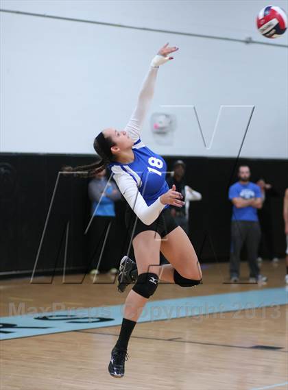 Thumbnail 3 in East Hampton vs. Lyman Memorial (CIAC Class S Semifinal) photogallery.