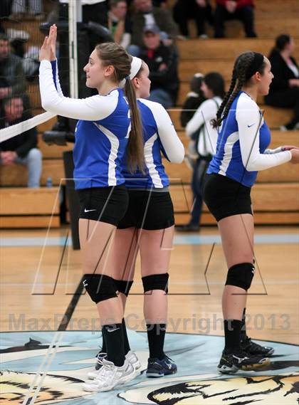Thumbnail 2 in East Hampton vs. Lyman Memorial (CIAC Class S Semifinal) photogallery.