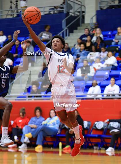 Thumbnail 2 in Allen vs. Westminster Academy photogallery.