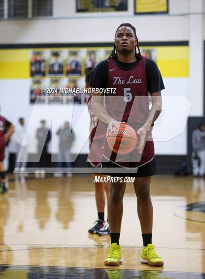 Thumbnail 1 in Lewisville @ Plano East photogallery.